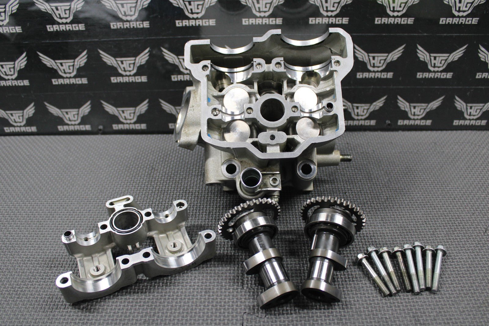 2020 SUZUKI 19 - 25 RMZ250 OEM CYLINDER HEAD VALVES CAMSHAFT CAMS 11100 - 46K00 MINT - hggarage