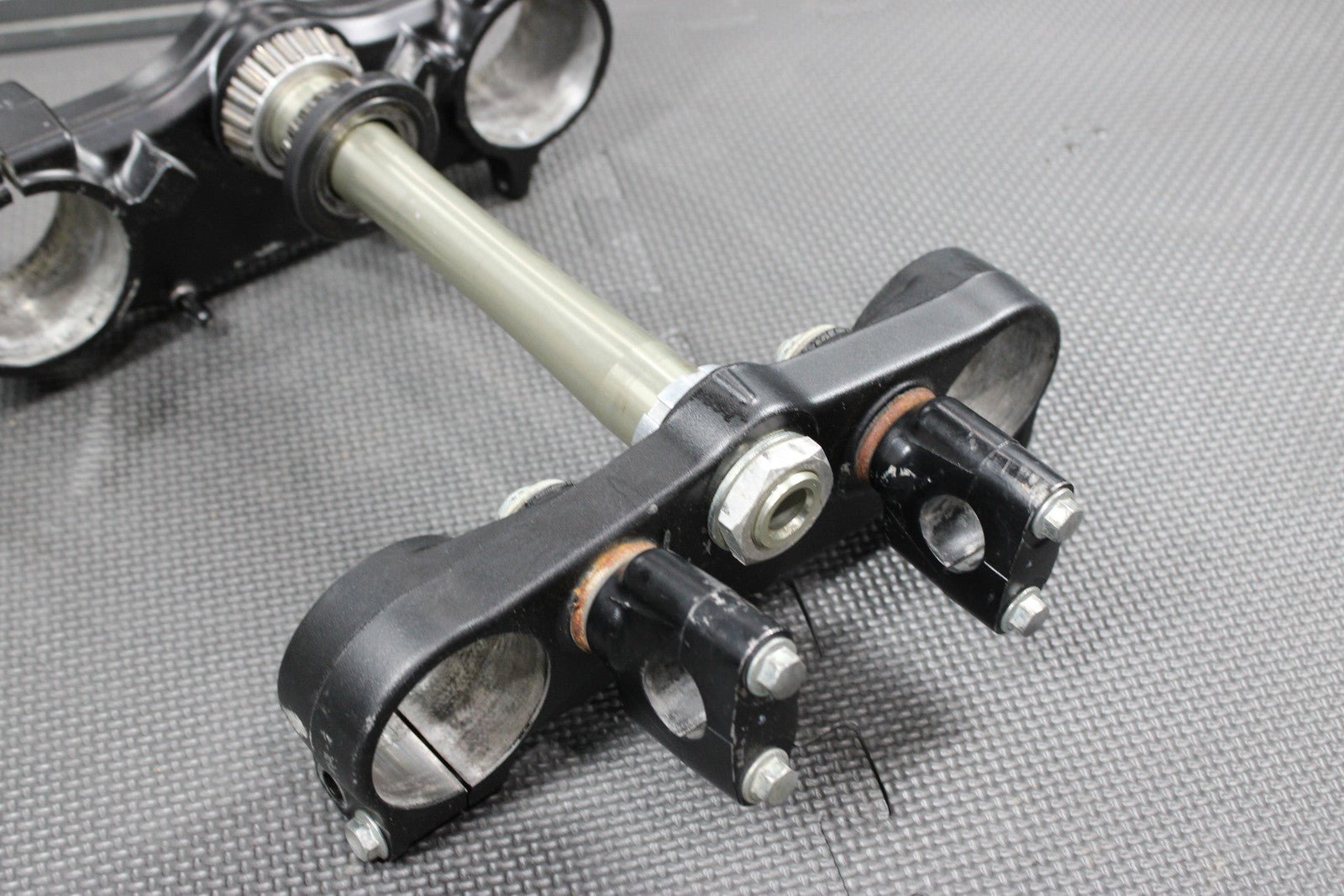 2014 KAWASAKI KX250F 13 - 14 OEM FRONT FORKS LOWER UPPER TRIPLE TREE CLAMP SET - hggarage