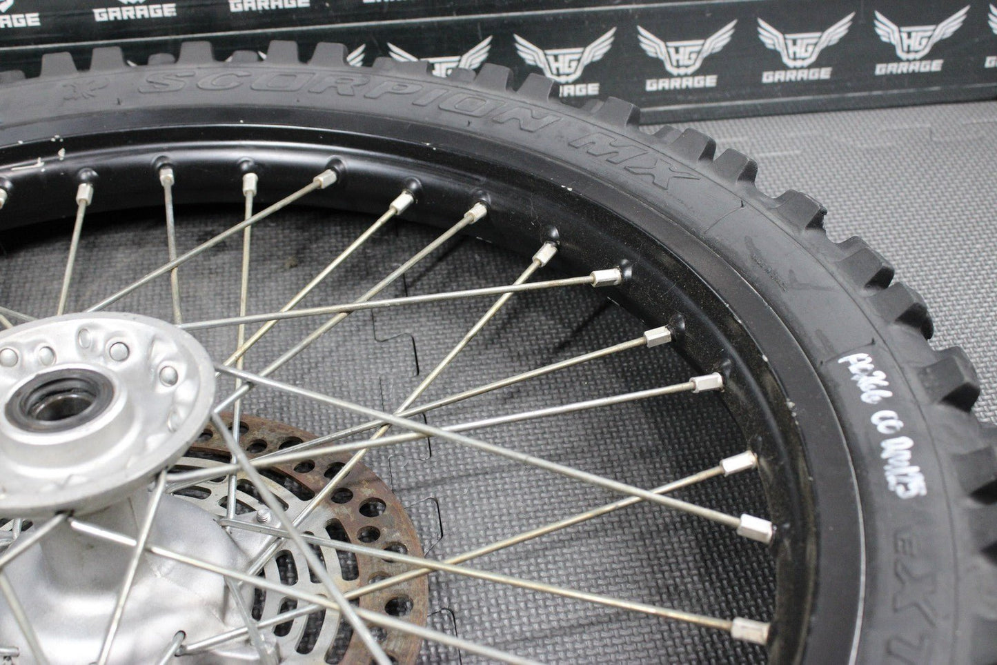 2000 SUZUKI RM125 21" OEM FRONT WHEEL RIM HUB SPOKES TIRE 54111 - 36E10 55311 - 36E0 - hggarage