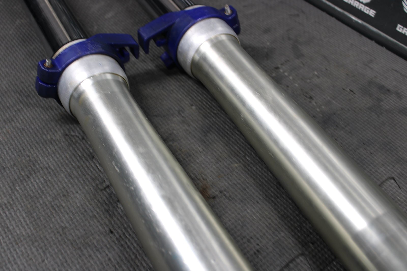 1998 Yamaha YZ400F OEM Right Left Front Suspension Forks Shocks - hggarage