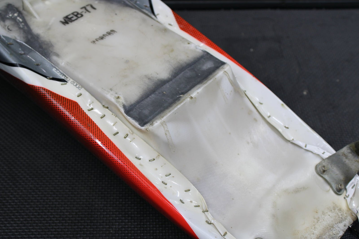 2003 Honda CRF450R OEM Seat Saddle 77100 - Meb - 770 - hggarage