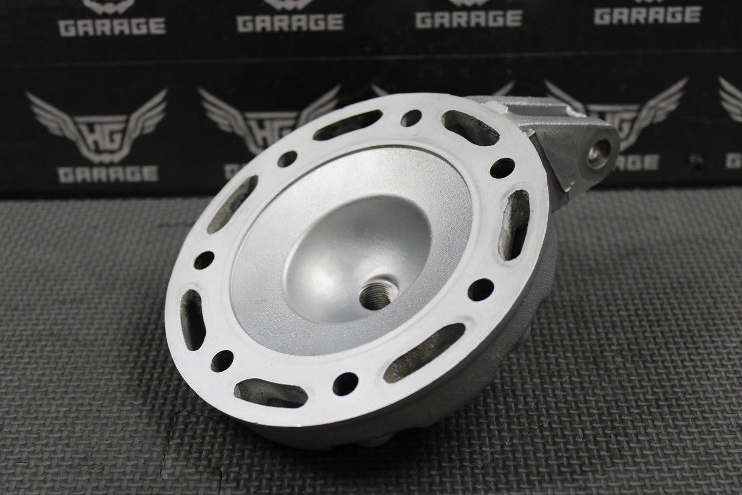 2001 91 - 01 HONDA CR500R OEM ENGINE MOTOR CYLINDER HEAD COVER 12200 - ML3 - 760 NICE! - hggarage