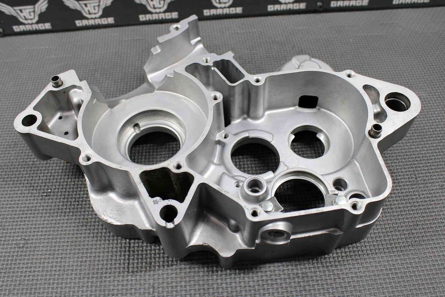1999 99 - 02 HONDA CR125R OEM RIGHT ENGINE MOTOR CRANKCASE CRANK CASE BLOCK MINT! - hggarage