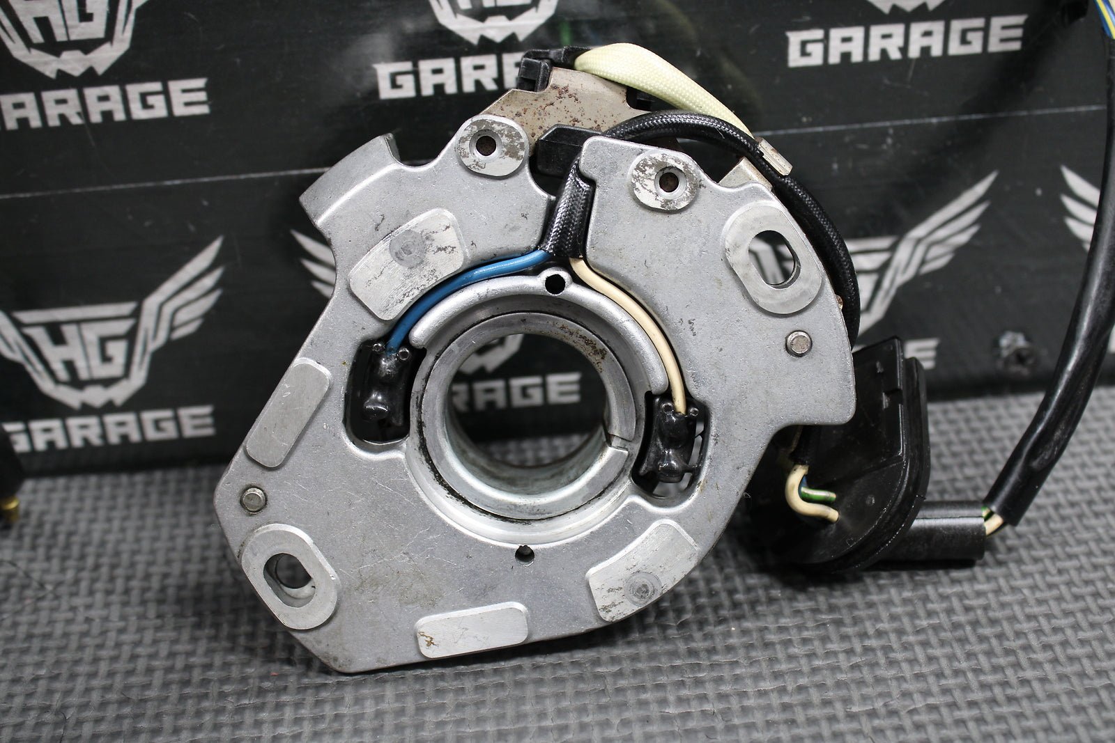 1996 93 - 96 HONDA CR250R STATOR MAGNETO GENERATOR ALTERNATOR 31100 - KZ3 - 891 GOOD! - hggarage
