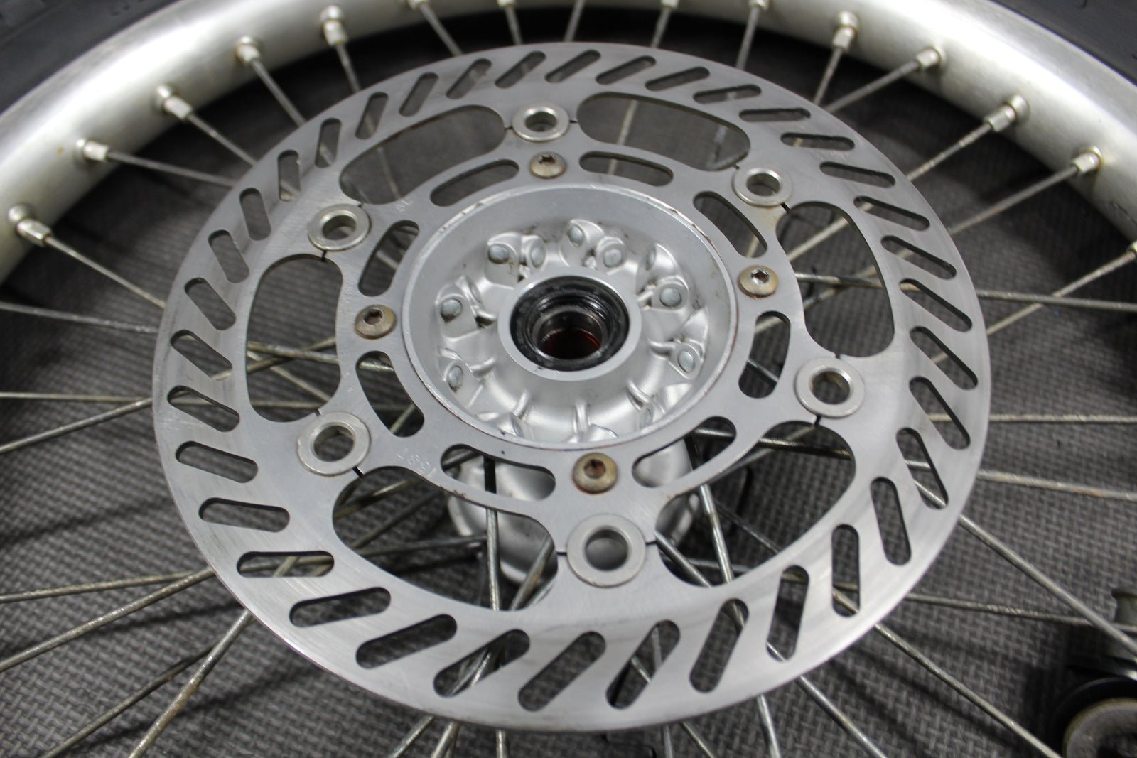 1999 Kawasaki KX125 OEM Front Wheel Rim 41034 - 1300 41090 - 1118 - hggarage