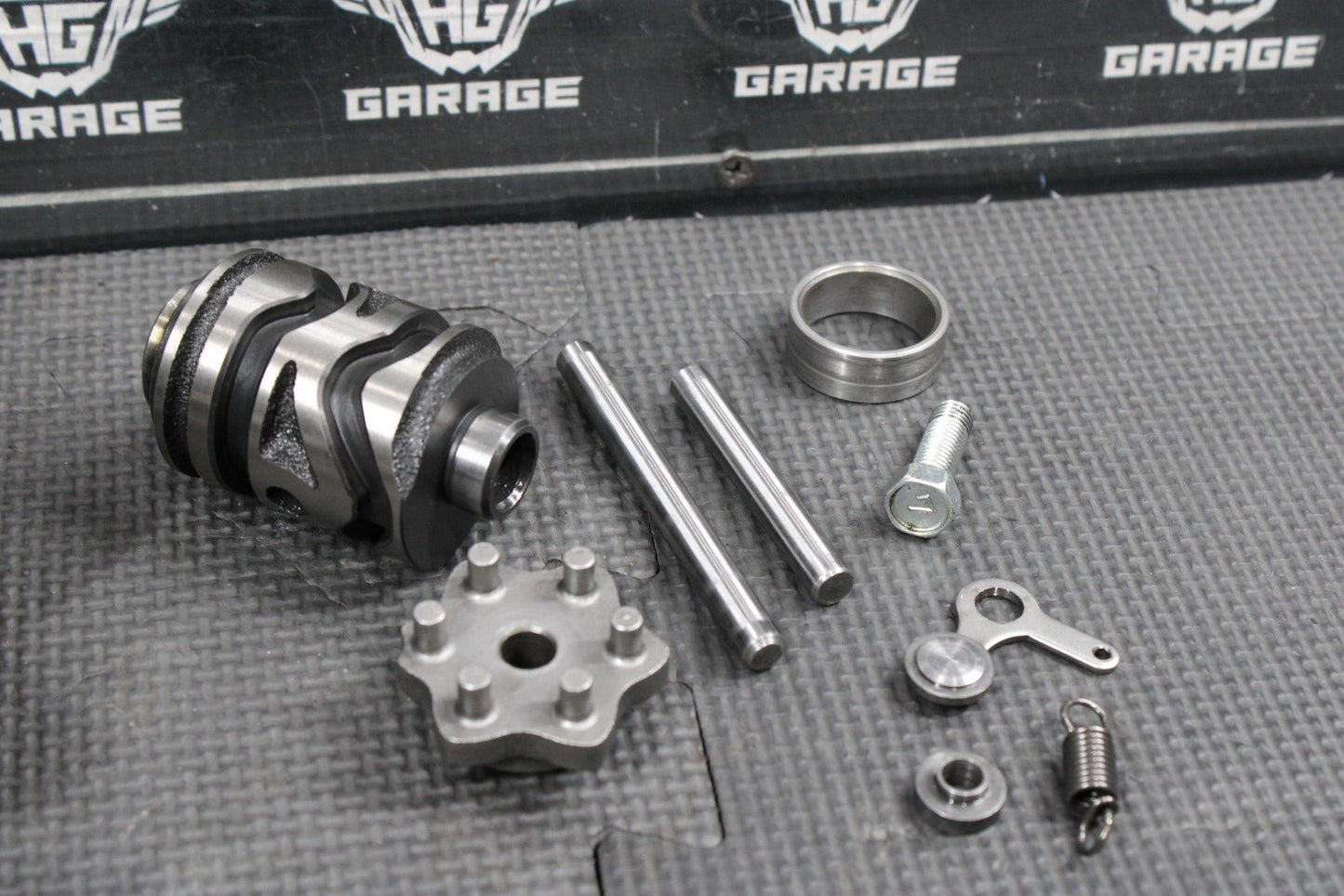 1986 KAWASAKI KDX200 OEM TRANSMISSION TRANNY GEARBOX SHIFT FORKS DRUM GEARS - hggarage