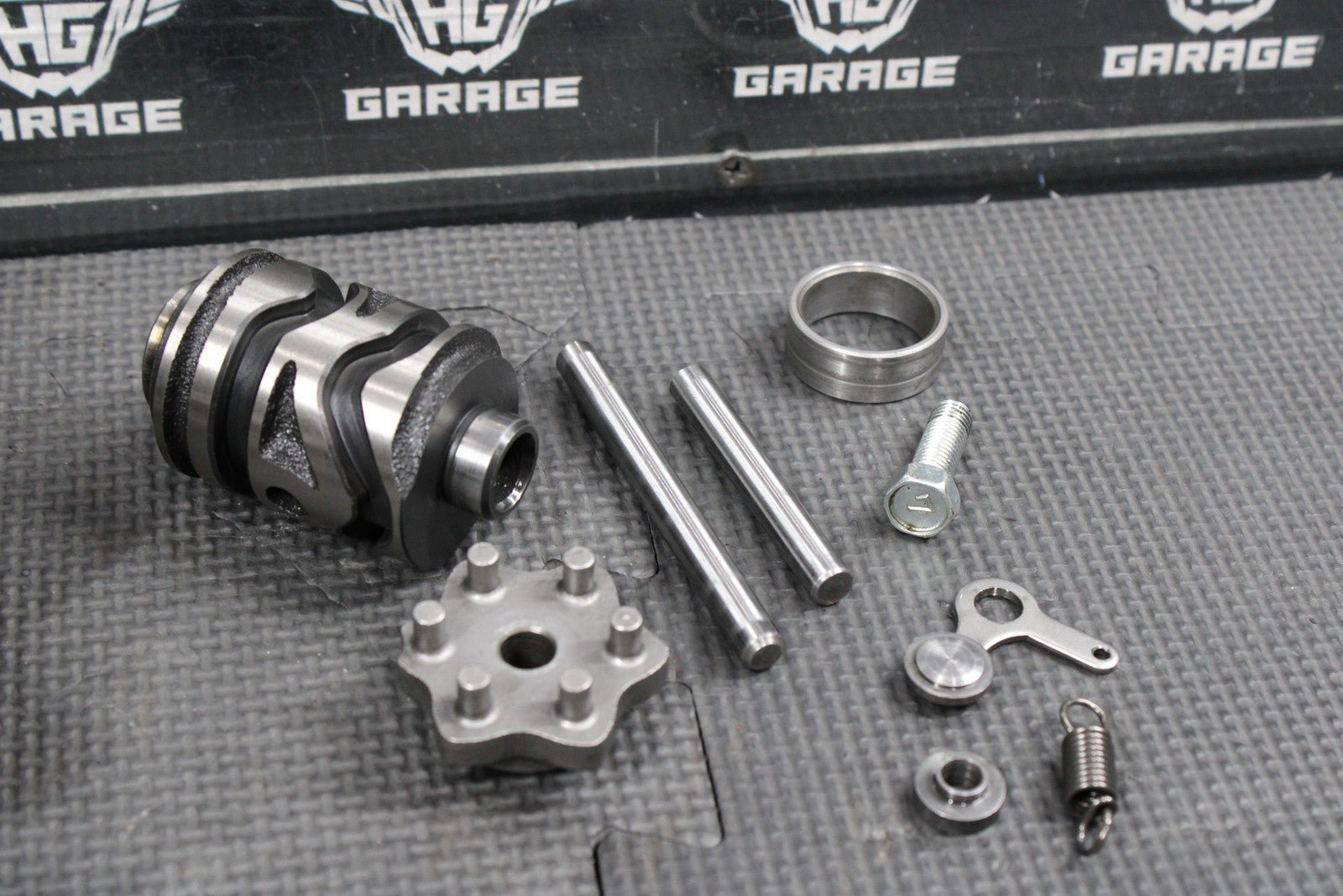 1986 KAWASAKI KDX200 OEM TRANSMISSION TRANNY GEARBOX SHIFT FORKS DRUM GEARS - hggarage