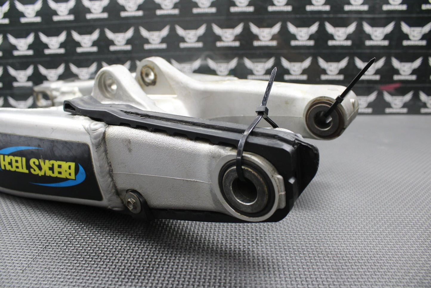 2018 18 - 20 SUZUKI RMZ450 OEM SWINGARM SWING ARM REAR SUSPENSION 61000 - 37K01 NICE - hggarage