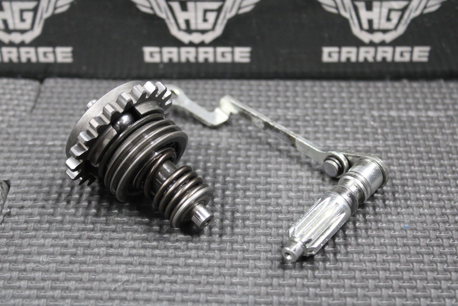 2000 00 - 02 HONDA CR125R OEM EXHAUST POWER VALVE LINKAGE GOVERNOR 19200 - KZ4 - L10 - hggarage