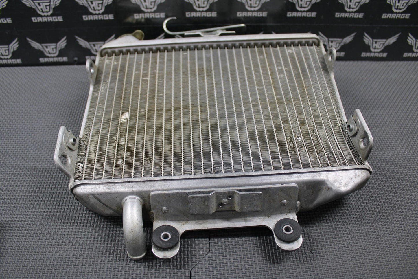 1997 HONDA 97 - 99 CR250R OEM RADIATOR COOLER W/ CAP 19100 - KZ3 - J10 GOOD - hggarage