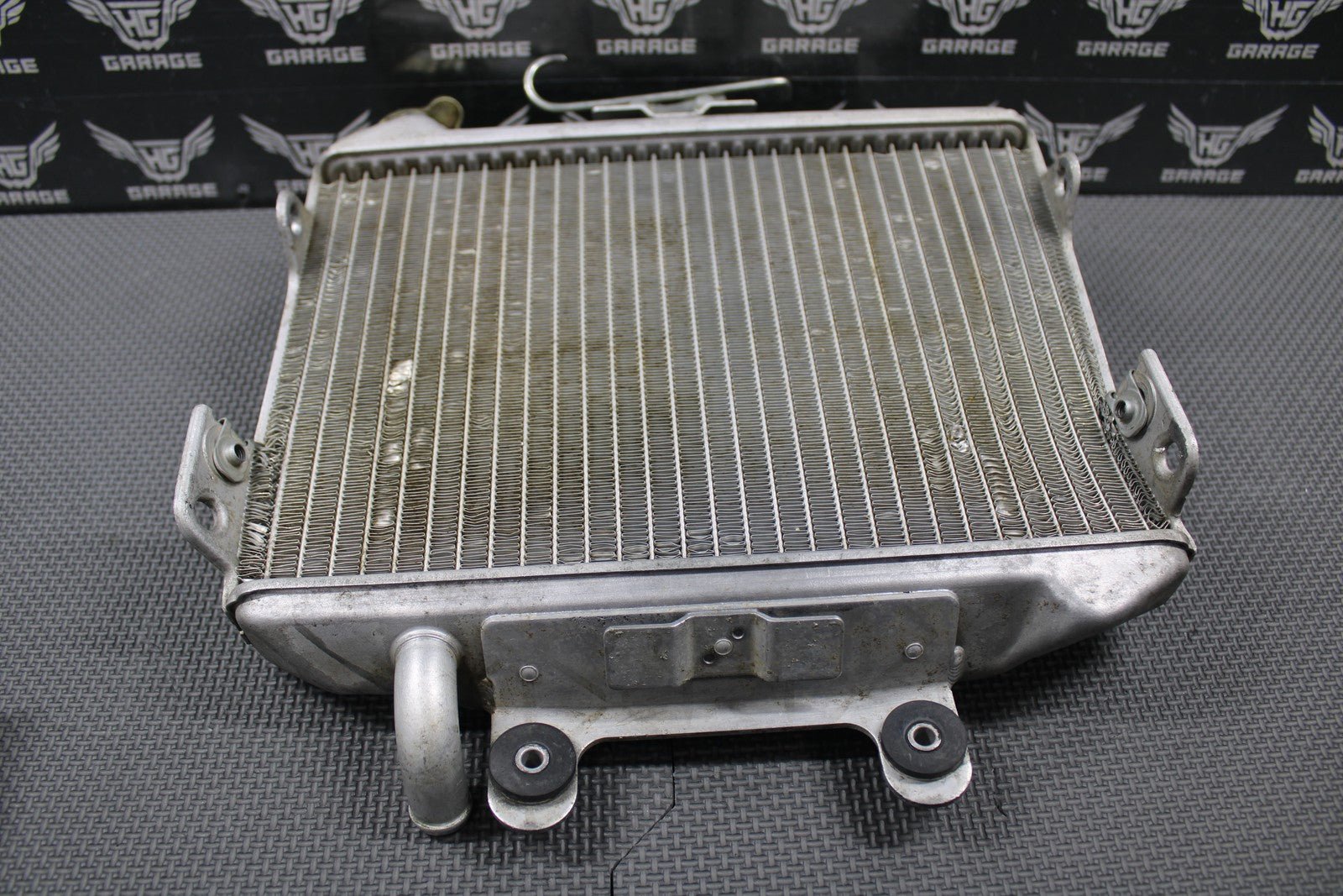 1997 HONDA 97 - 99 CR250R OEM RADIATOR COOLER W/ CAP 19100 - KZ3 - J10 GOOD - hggarage