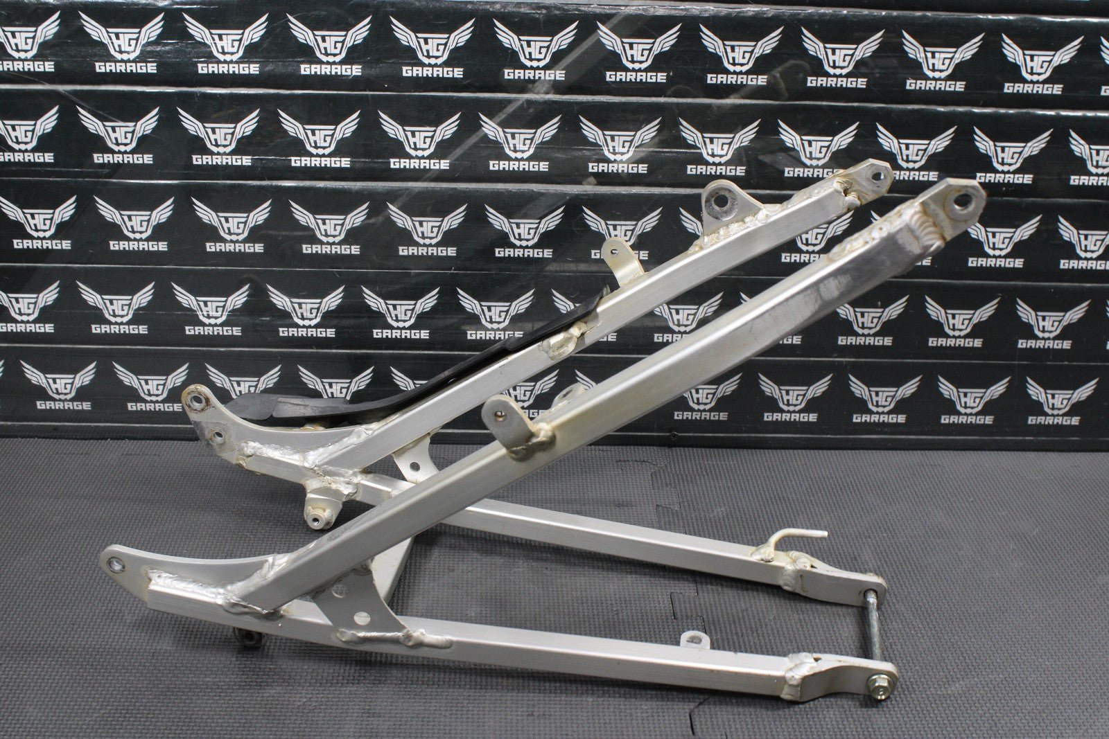 2000 SUZUKI 00 - 04 DRZ400 OEM REAR BACK SUB FRAME SUBFRAME 41200 - 29F00 - hggarage