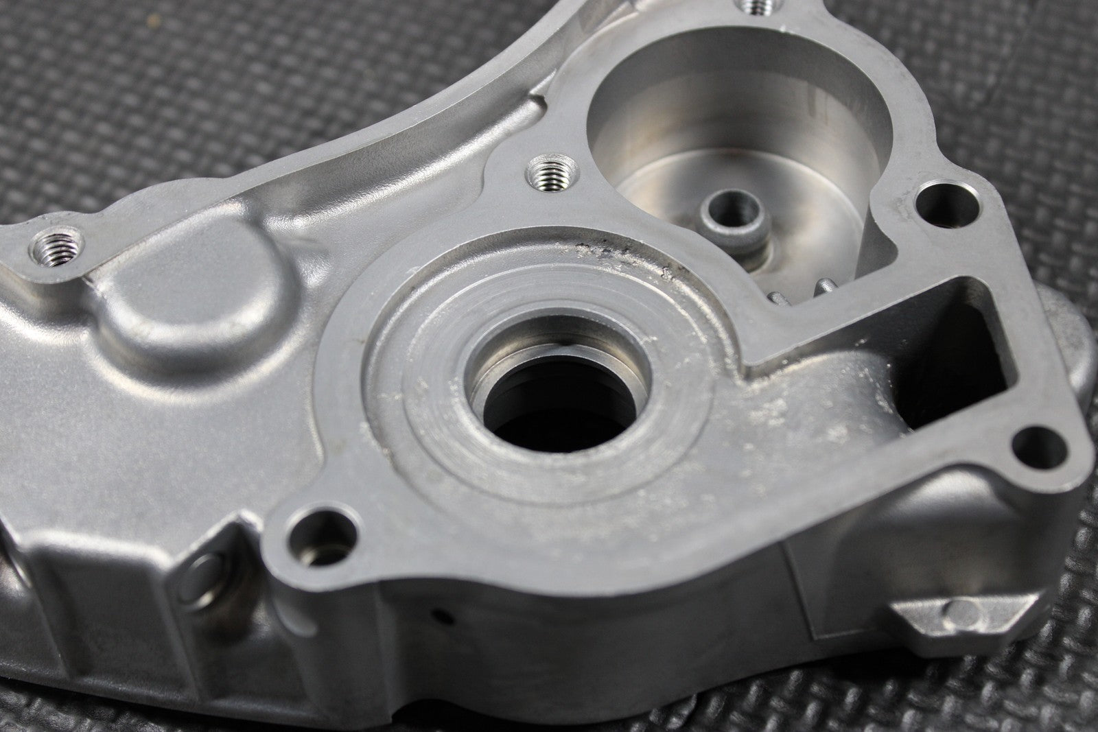 2014 KAWASAKI 09 - 14 KX250F OEM ENGINE MOTOR INNER CLUTCH COVER 14032 - 0136 - hggarage