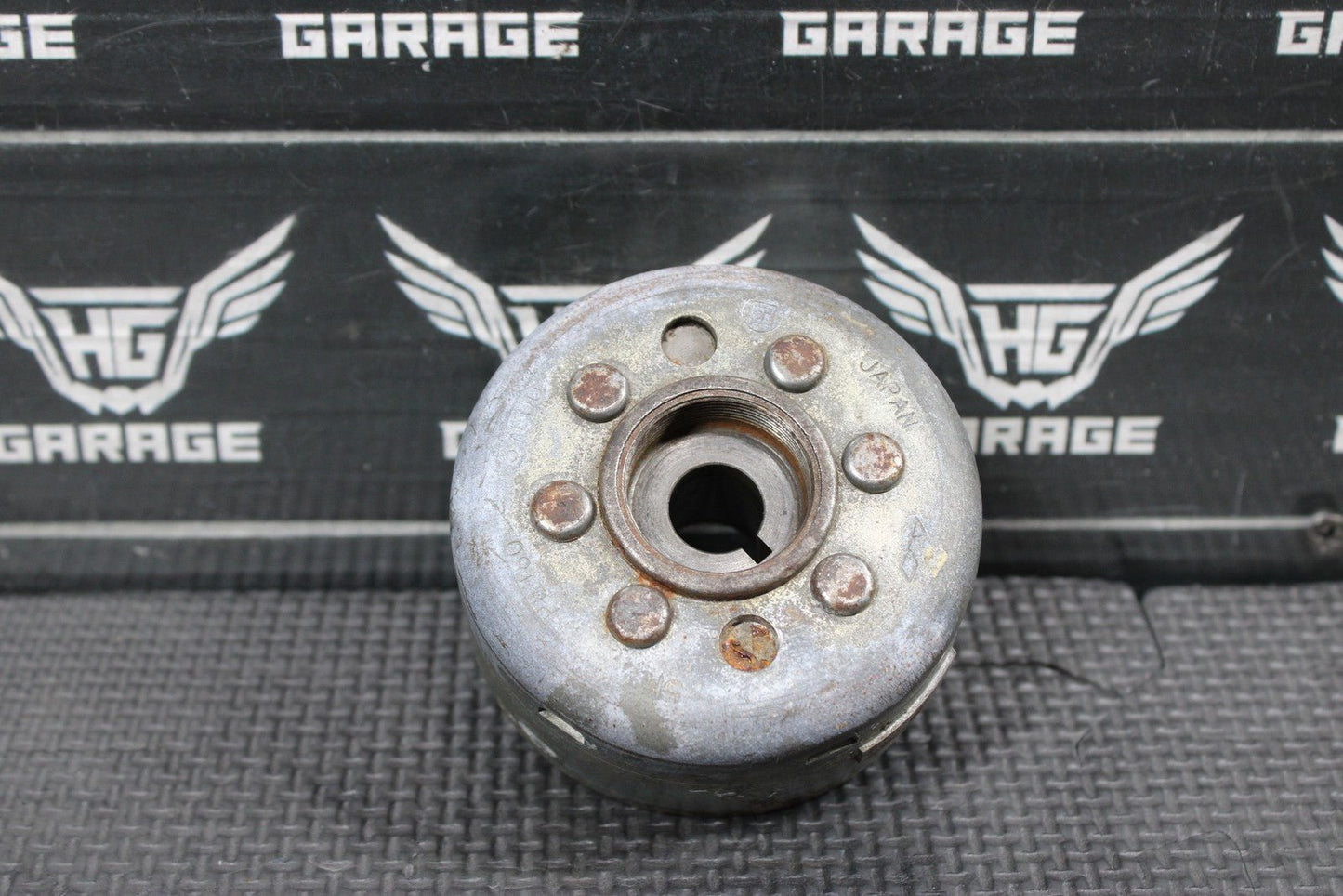 1996 96 - 00 SUZUKI RM250 OEM STATOR MAGNETO ROTOR FLYWHEEL 32102 - 37E10 - hggarage