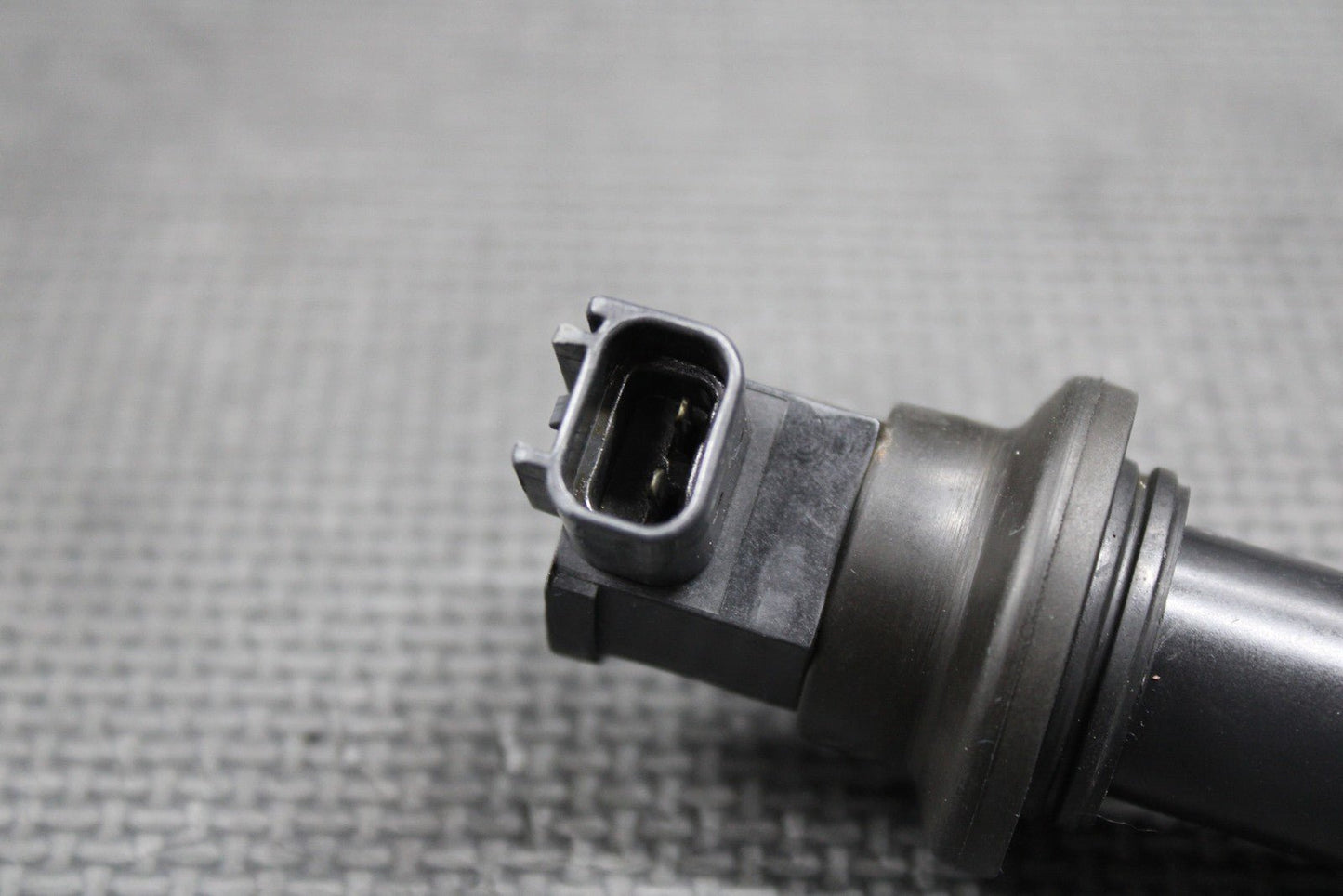 2003 YAMAHA 03 - 09 YZ450F OEM DENSO 129700 - 4740 IGNITION COIL 5TA - 82310 - 10 - 0 GOOD - hggarage