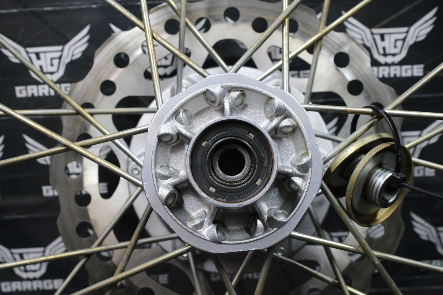 2014 KAWASAKI 11 - 21 KX100 OEM 19" BIG WHEEL FRONT WHEEL RIM HUB 41090 - 0103 - WC - hggarage