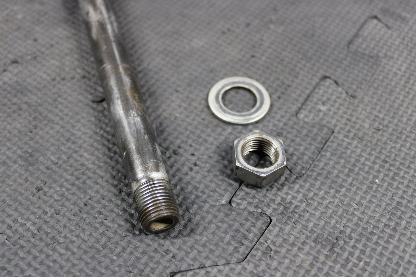 2008 Kawasaki KX250F OEM Rear Back Swingarm Bolt Suspension Pivot Axle 33032 - 001 - hggarage