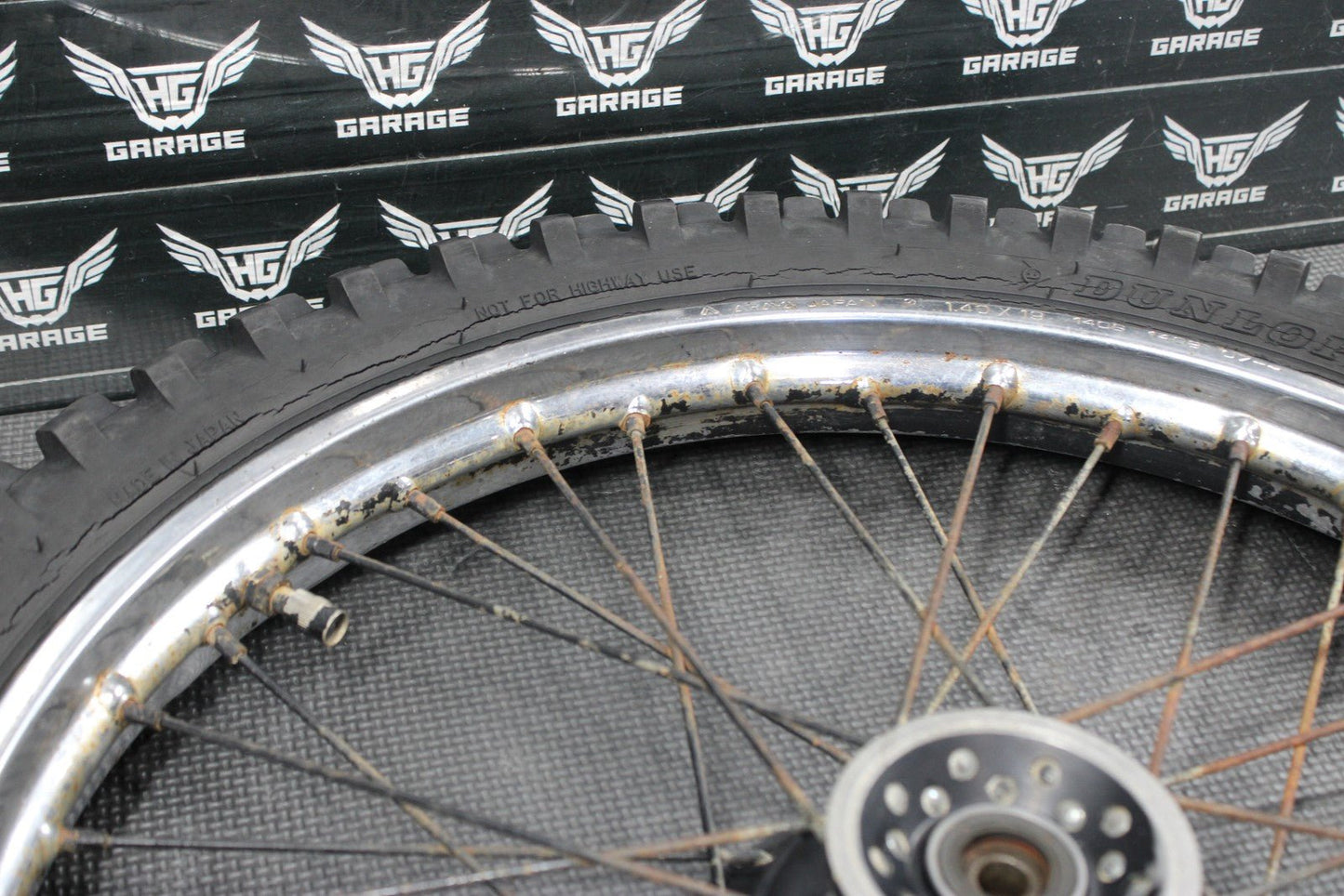 1997 YAMAHA RT100 OEM FRONT WHEEL RIM 248 - 25111 - 00 - 98 94414 - 18545 - 00 - hggarage