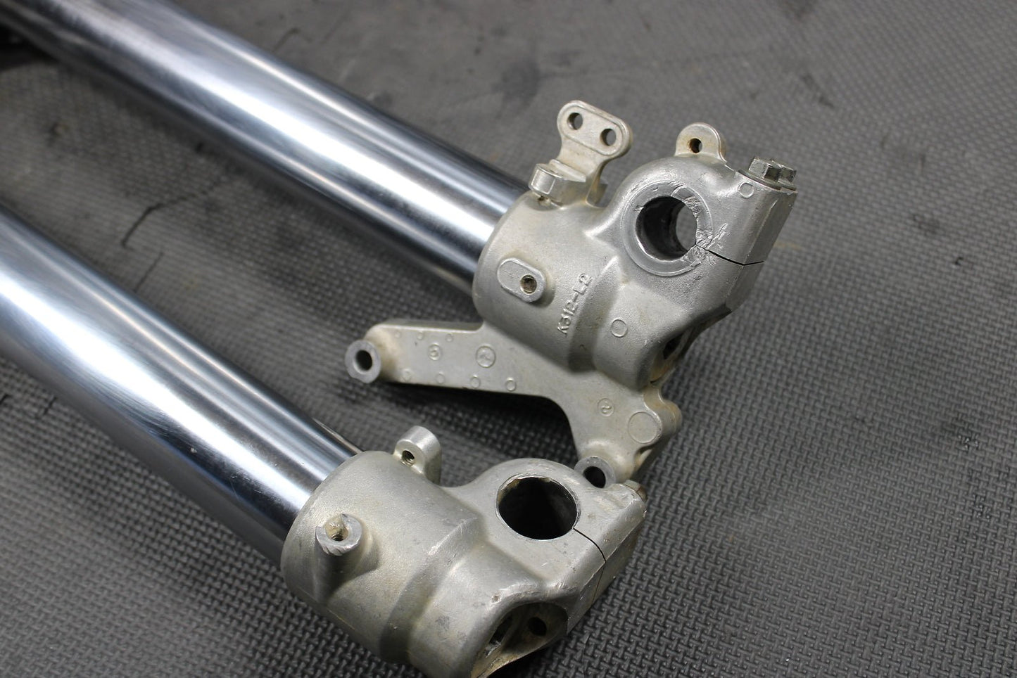 2003 KAWASAKI KX125 OEM RIGHT LEFT FRONT SUSPENSION FORKS SHOCKS 44075 - 1177 - JS - hggarage