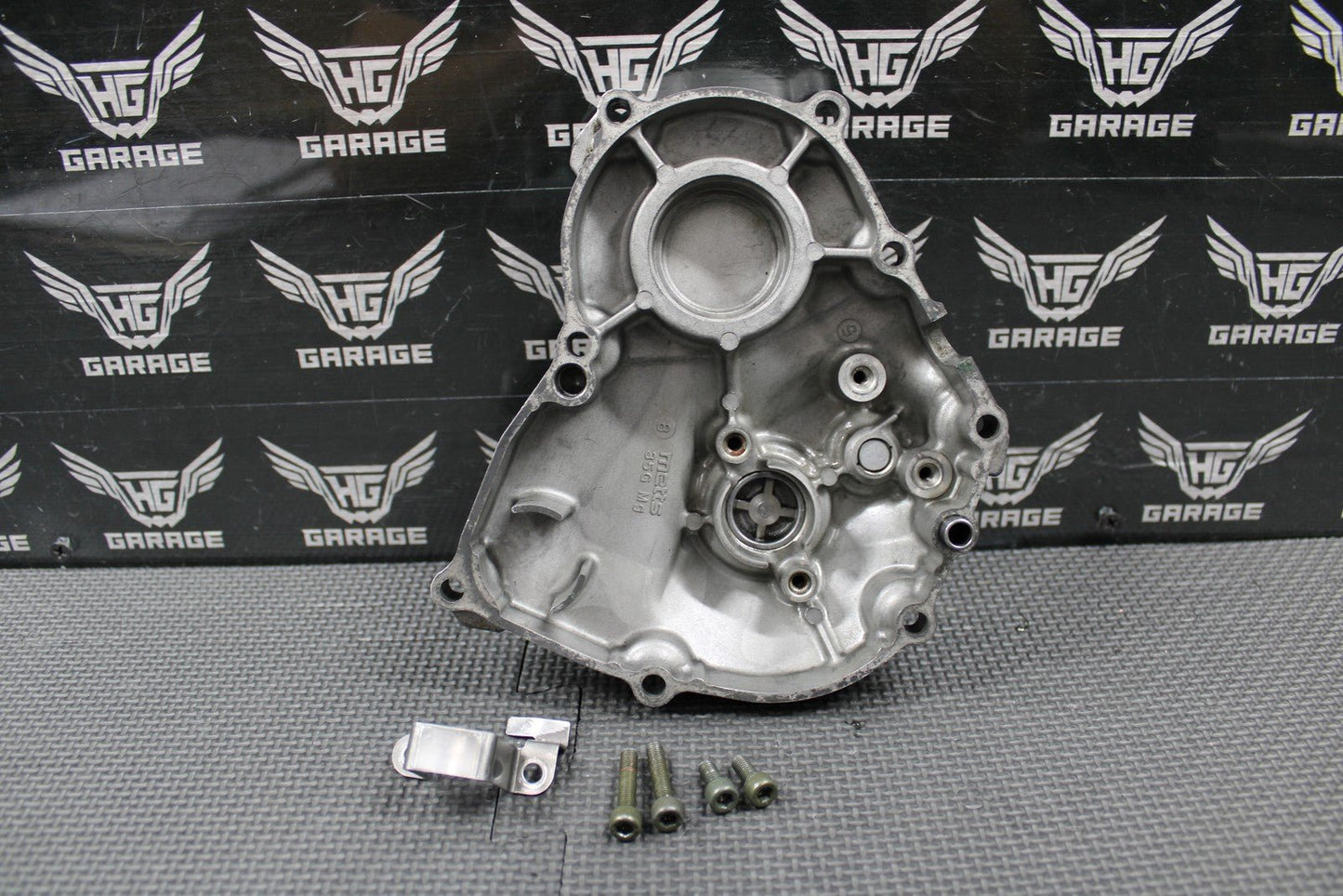 2006 SUZUKI 06 - 07 RMZ450 OEM LEFT STATOR GENERATOR MAGNETO COVER 11351 - 35G20 - hggarage