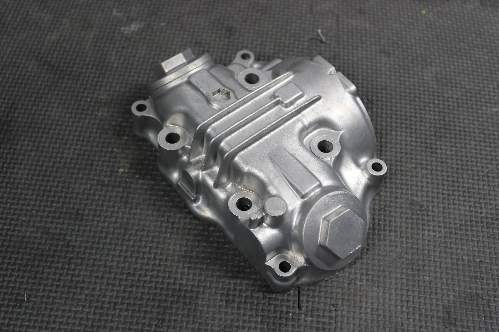 2005 HONDA CRF150F ENGINE MOTOR CYLINDER HEAD COVER VALVE ROCKER ASSEMBLY 12000 - hggarage