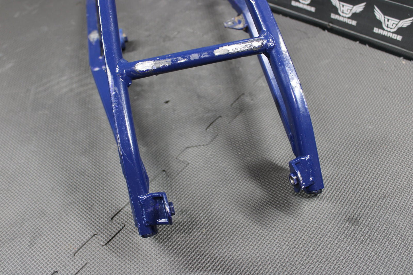 2000 YAMAHA YZ250 OEM REAR BACK SUB FRAME SUBFRAME 5HC - 21190 - 00 - hggarage