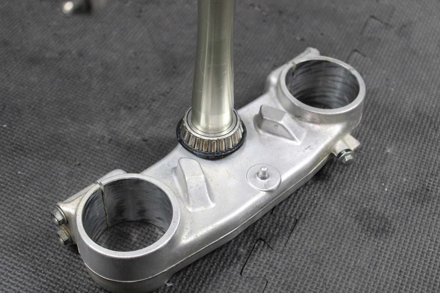 2003 Honda CRF450R OEM Front Forks Lower Upper Triple Tree Stem - hggarage