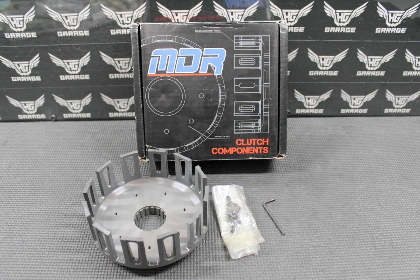 NEW NOS 1990 - 1992 KAWASAKI KX125 MDR BILLET CLUTCH BASKET KIT W/ BOLTS - hggarage