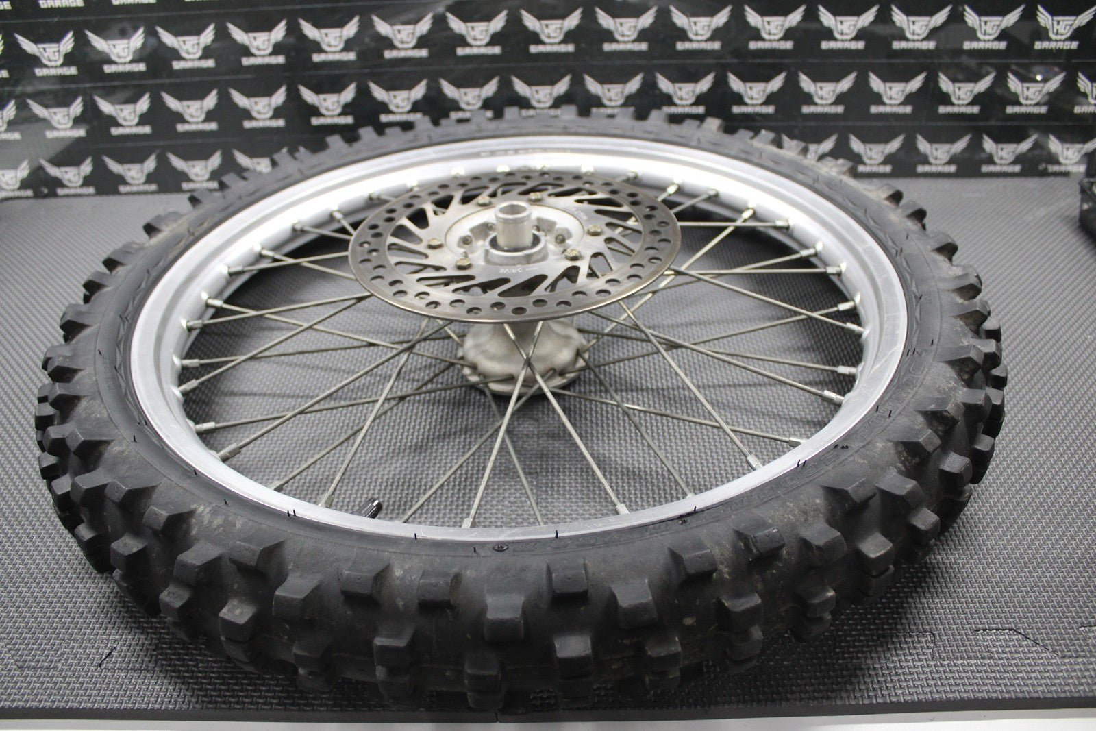 2001 HONDA 95 - 01 CR500R OEM ORIGINAL FRONT WHEEL RIM HUB ROTOR 44650 - MAC - 680 - hggarage