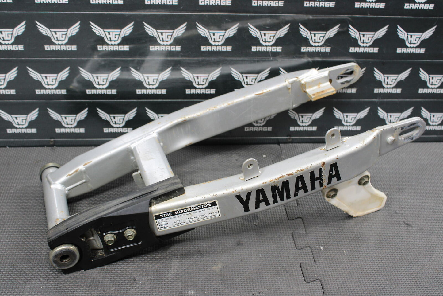 2003 YAMAHA TTR125 TTR125E SMALL WHEEL OEM SWINGARM SWING ARM SUSPENSION ARM