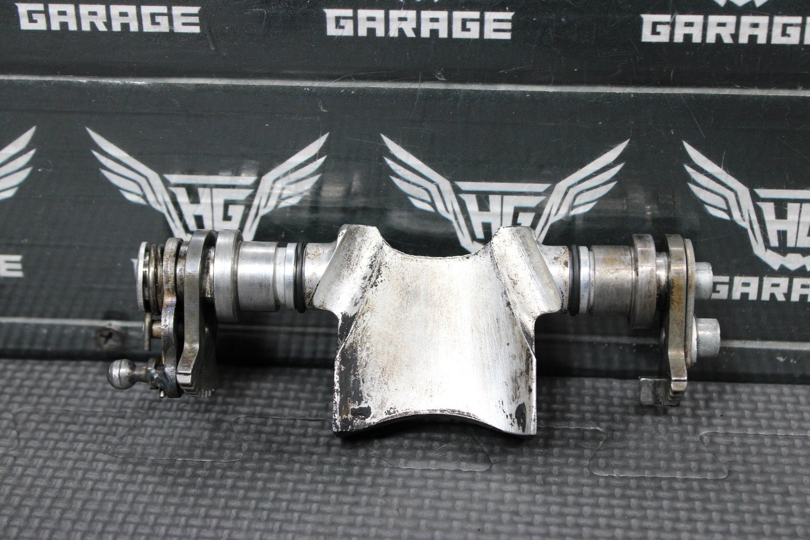 2000 KTM 250 EXC OEM COMPLETE ENGINE POWER VALVE EXHAUST VALVE 54637061444 - hggarage