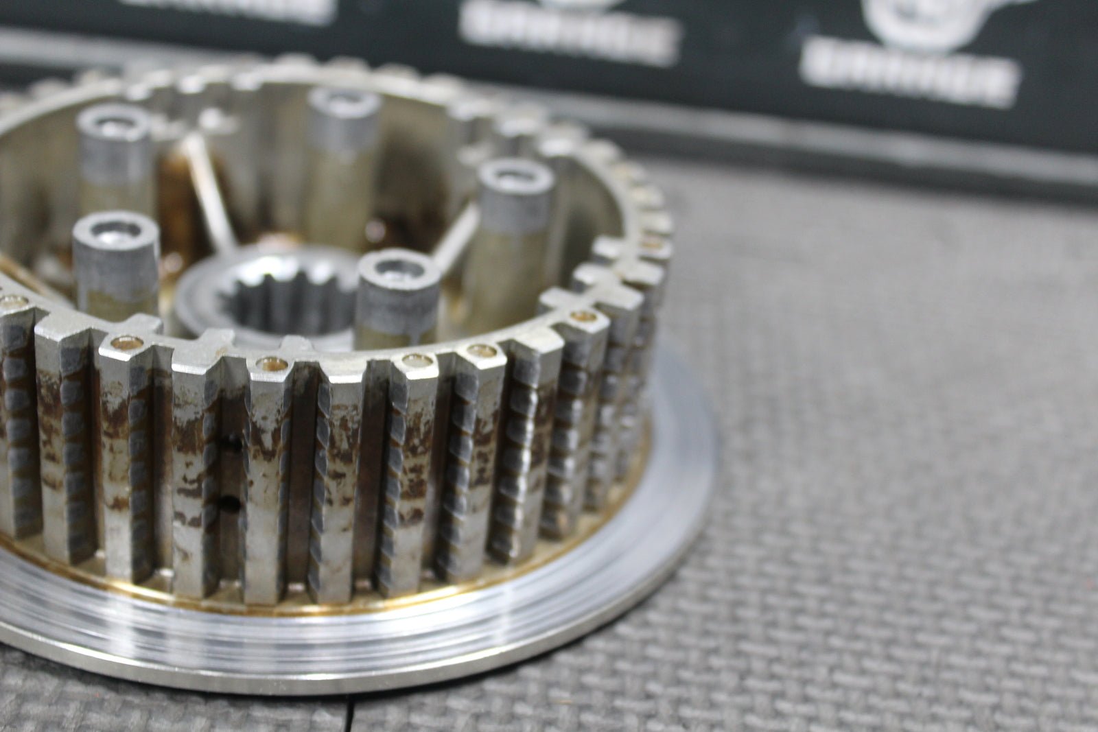 2007 Kawasaki KX450F OEM Clutch Basket 13087 - 0015 13095 - 0052 - hggarage
