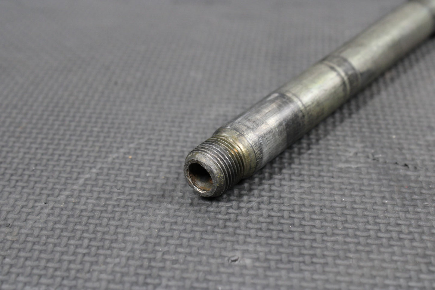 2000 SUZUKI 96 - 00 RM125 OEM FRONT WHEEL RIM AXLE PIVOT BOLT 54711 - 36E00 - hggarage