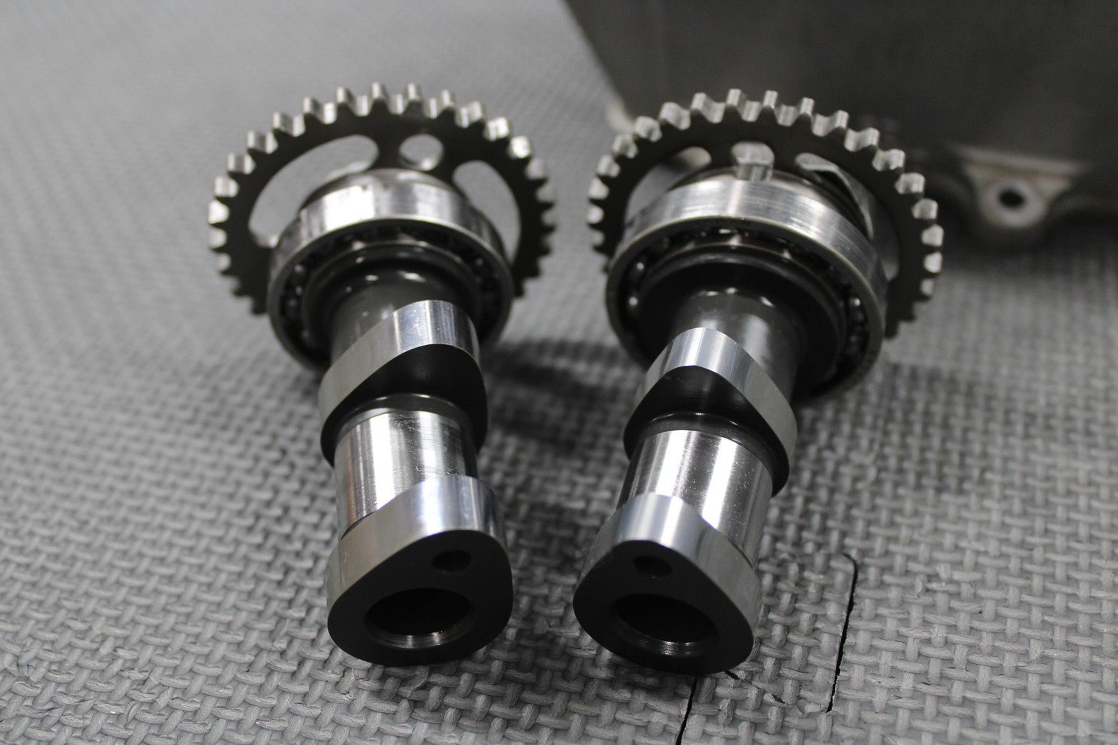 2019 SUZUKI 19 - 25 RMZ250 OEM CYLINDER HEAD VALVES CAMSHAFTS 11100 - 46K00 MINT! - hggarage