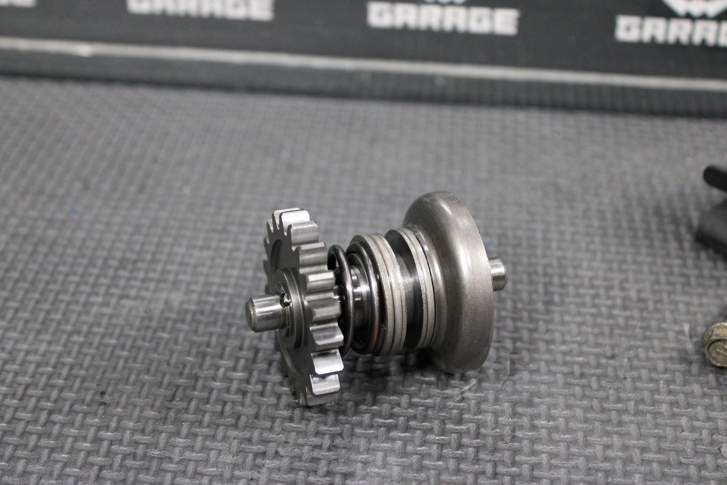 1996 KAWASAKI KX125 OEM ENGINE POWERVALVE EXHUAST VALVE LINKAGE GOVERNOR - hggarage