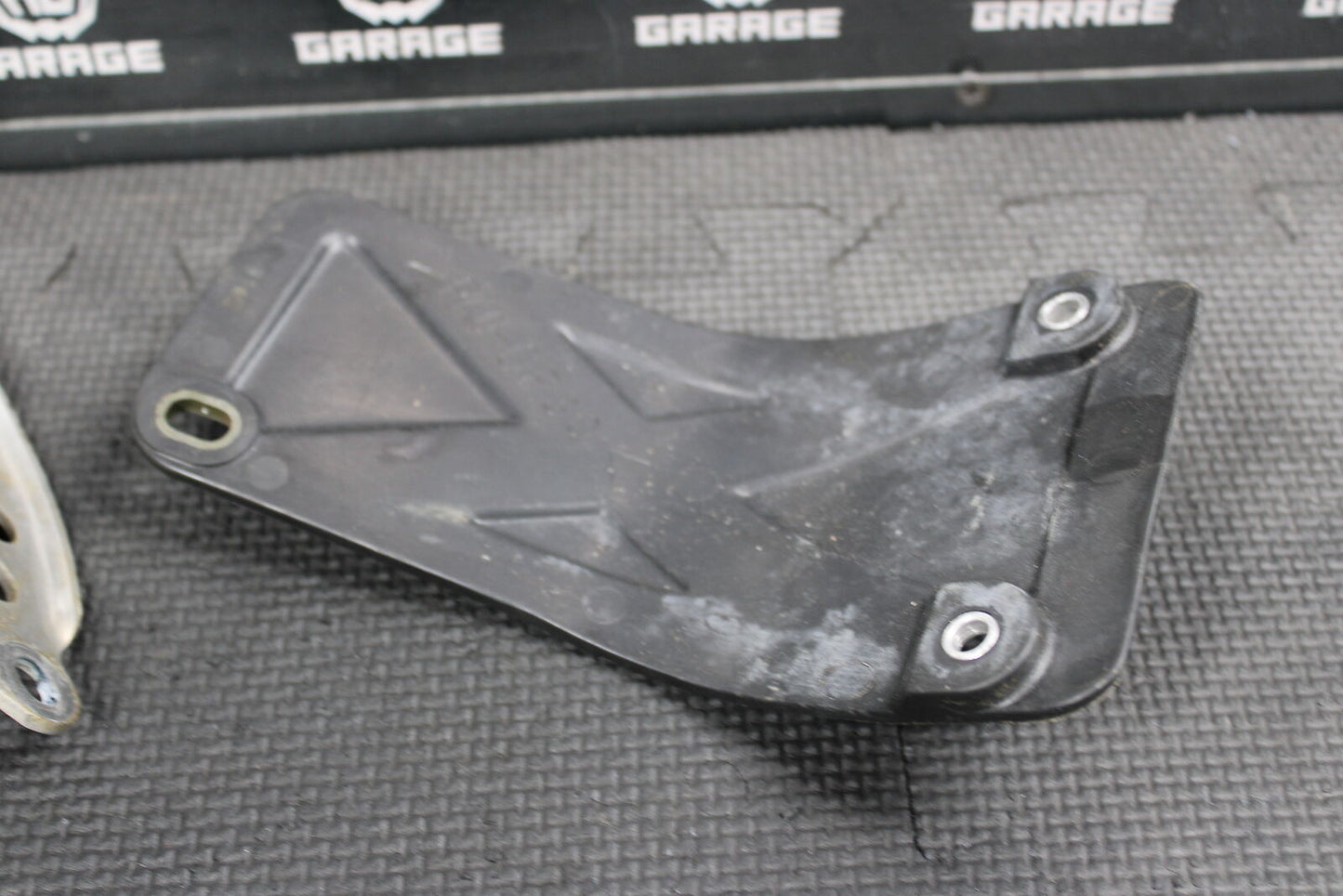 2005 YAMAHA 01-06 WR250F 01-05 YZ250F OEM LOWER BOTTOM SKID PLATE GUARD SHIELD