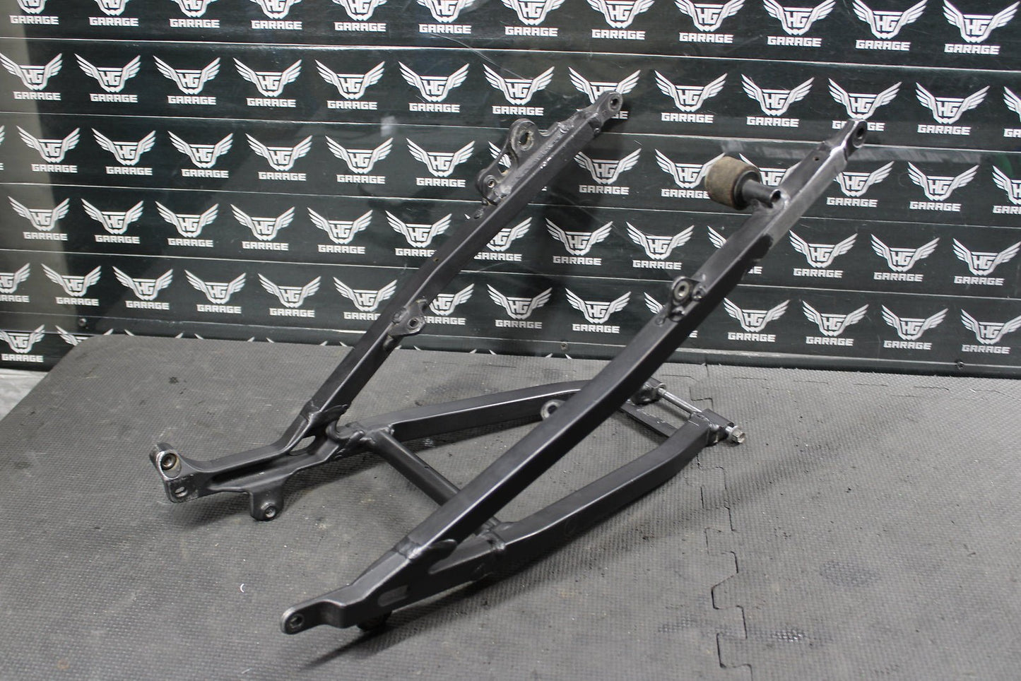 2007 YAMAHA YZ250F YZ450F OEM REAR BACK SUB FRAME SUBFRAME 2S2 - 21190 - 70 - 00 - hggarage