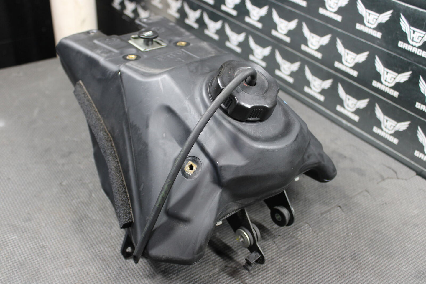 2009 YAMAHA TTR110E OEM GAS FUEL TANK CELL PETROL RESERVOIR MINT!