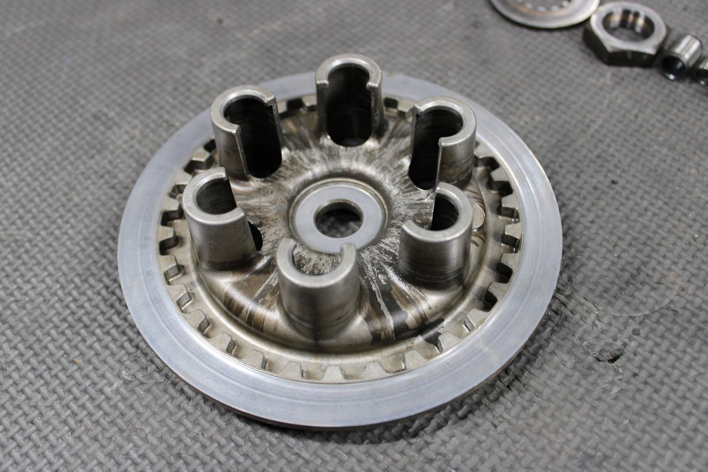 2008 YAMAHA YZ450F OEM CLUTCH SPRING PRESSURE PLATE HARDWARE ASSEMBLY - hggarage