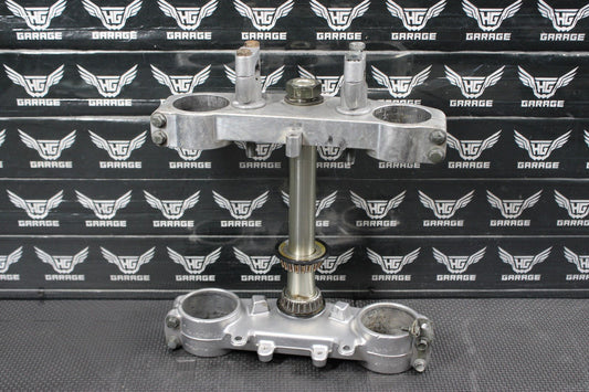 2001 YAMAHA YZ250 OEM FRONT FORKS LOWER UPPER TRIPLE TREE STEM CLAMP - hggarage