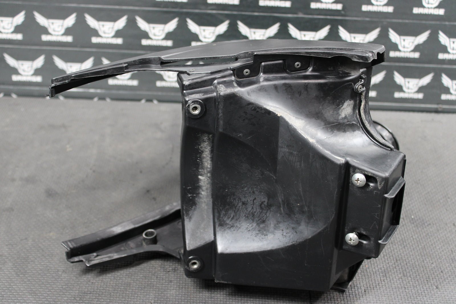 2007 YAMAHA YZ450F AIR CLEANER AIRBOX FILTER BOX INTAKE 2S2 - 14401 - 70 - 00 - hggarage