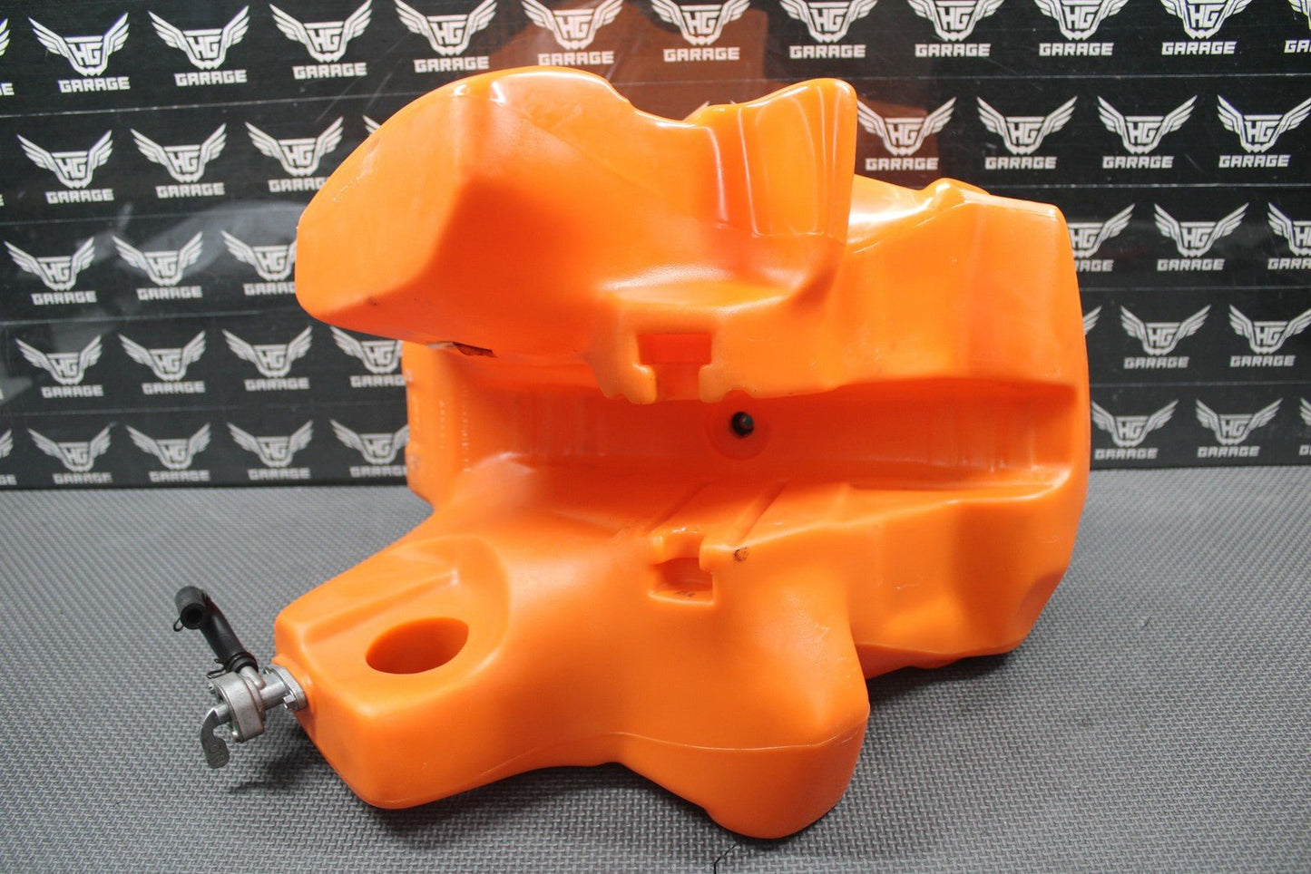 2007 KTM 04 - 06 450 560 OEM GAS FUEL TANK CELL PETROL RESERVOIR 10L 5940701300044 - hggarage