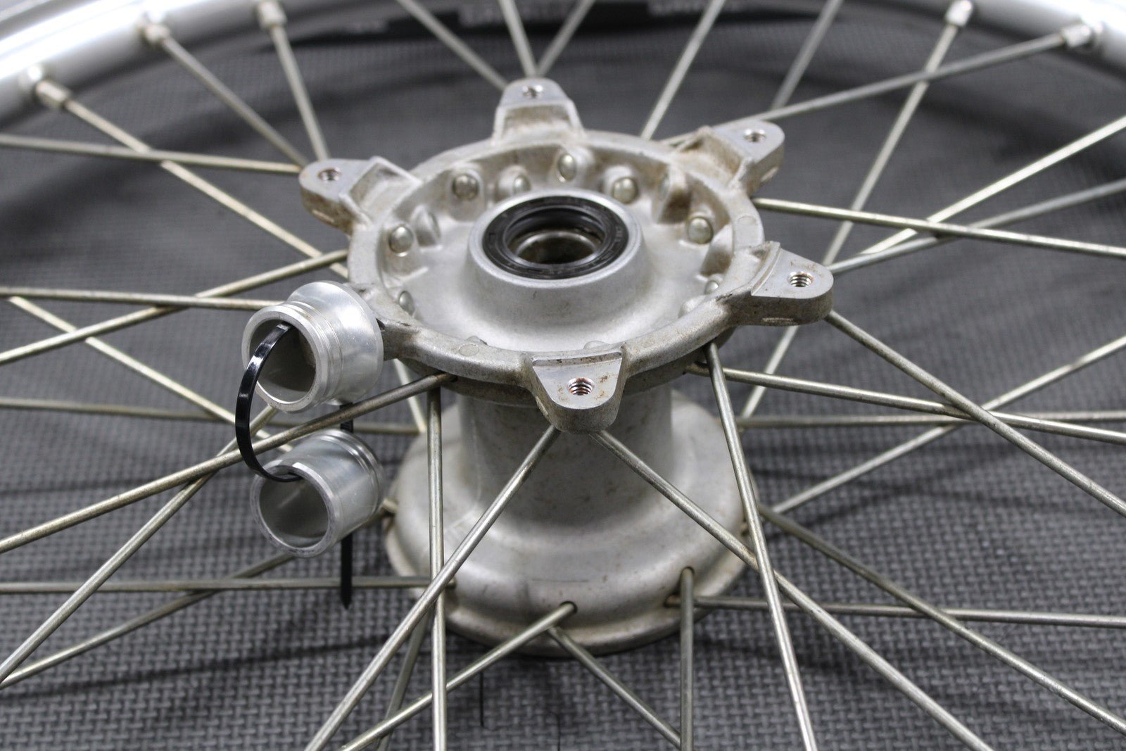 2009 YAMAHA 02 - 11 YZ125 YZ250 YZ250F YZ450F OEM EXCEL FRONT WHEEL RIM HUB 21" - hggarage