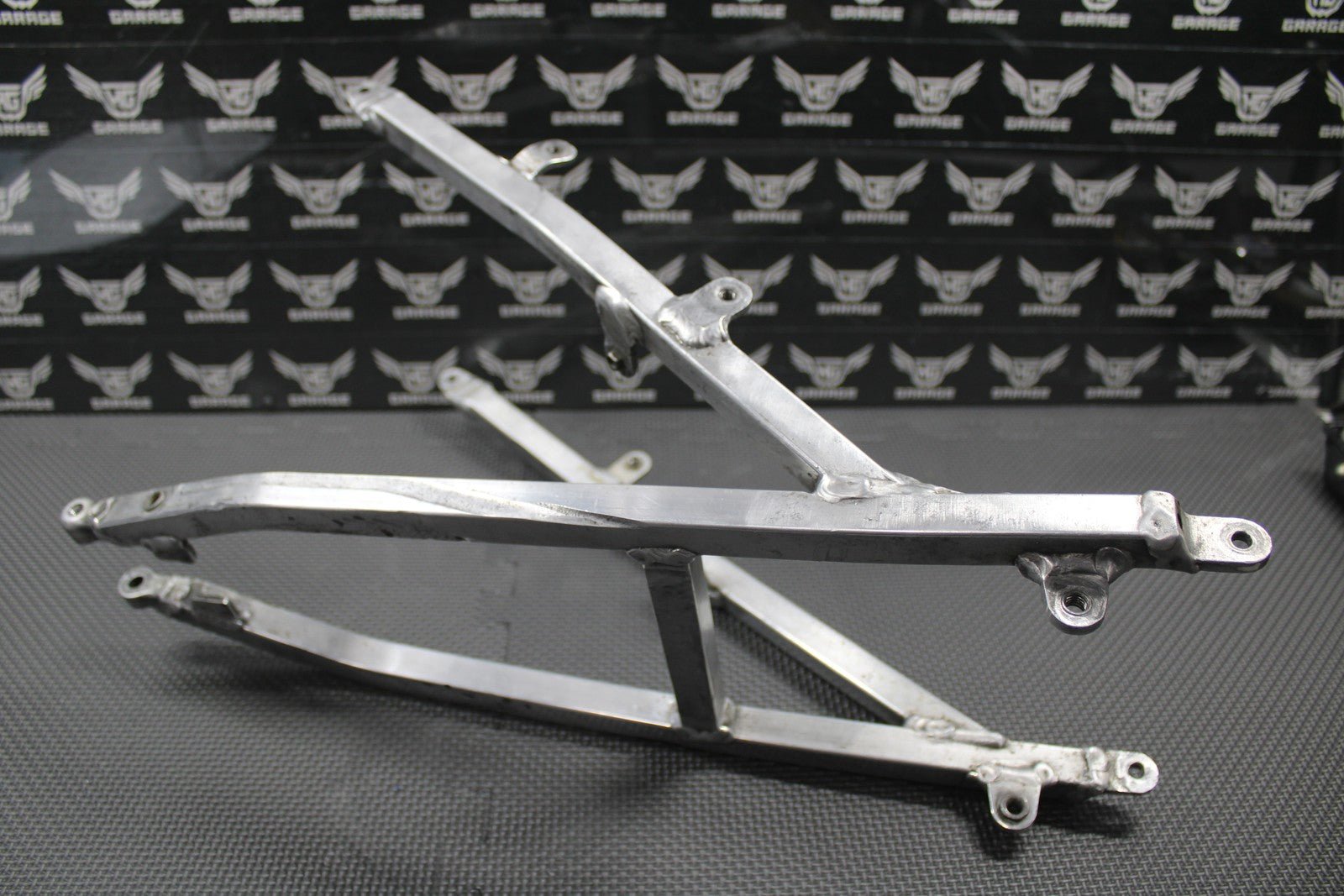 2000 2001 HONDA CR125R CR250R OEM REAR BACK SUB FRAME SUBFRAME 50200 - KZ3 - J30 - hggarage