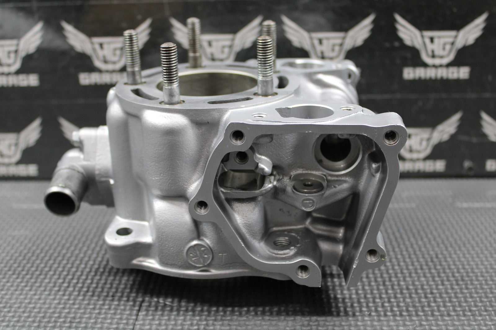 47715715