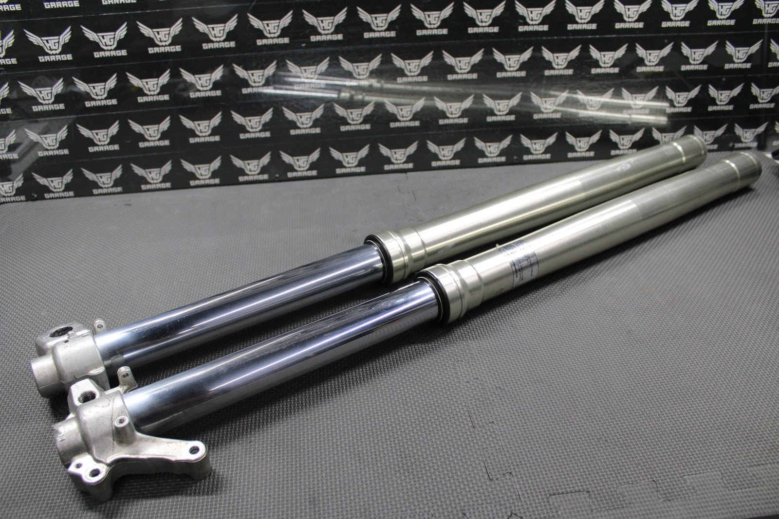 1995 SUZUKI 93 - 95 RMX250 OEM RIGHT LEFT FRONT SUSPENSION FORKS SHOCKS 51190 - 29E2 - hggarage