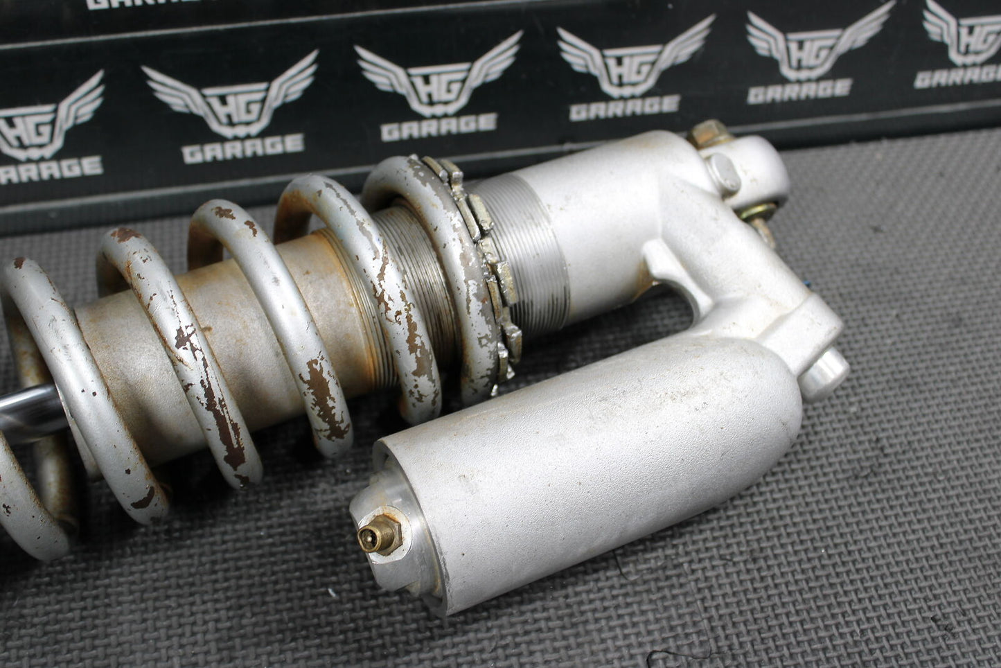 1998 YAMAHA YZ400F OEM REAR BACK SHOCK ABSORBER SUSPENSION