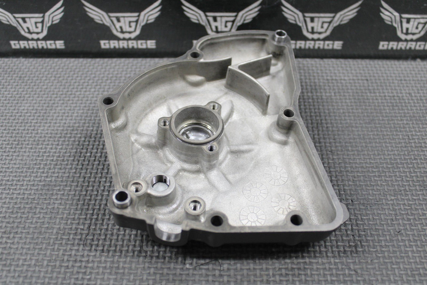 2019 SUZUKI RMZ250 OEM LEFT CASE STATOR GENERATOR MAGNETO COVER 11351 - 49H10 - hggarage