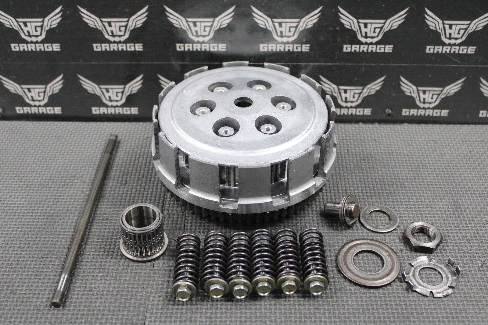 2001 HONDA 92 - 07 CR250R OEM CLUTCH BASKET PRESSURE PLATE CENTER HUB 22100 - KSK - 67 - hggarage