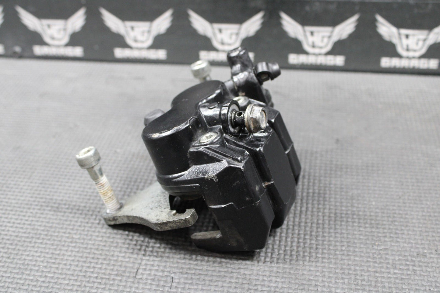 2009 2010 KAWASAKI KLX250SF OEM FRONT BRAKE CALIPER & BRACKET 43080 - 0064 - 25S - hggarage